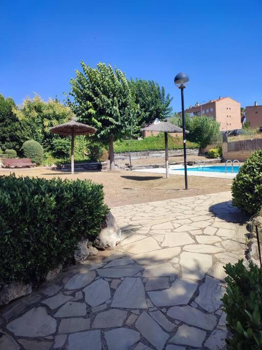 Apartament Duplex Con Piscina En Rubí Zewnętrze zdjęcie