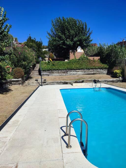 Apartament Duplex Con Piscina En Rubí Zewnętrze zdjęcie